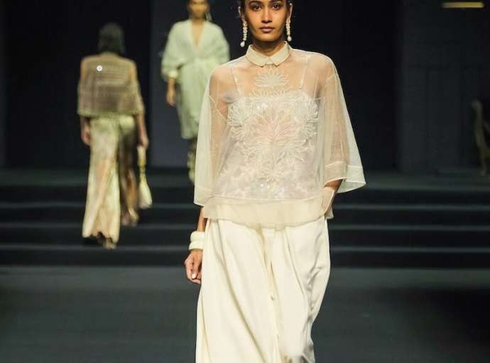 Tarun Tahiliani’s brand OTT showcases multi-wear garments collection at LFW X FDCI 2025
